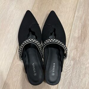VIVAIA Black and White Patterned Mules